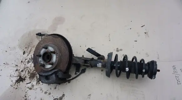 Renault Megane III Front wheel hub spindle knuckle MCPERSON
