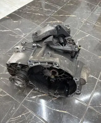 Audi A3 S3 8P Manual 6 speed gearbox 020301107