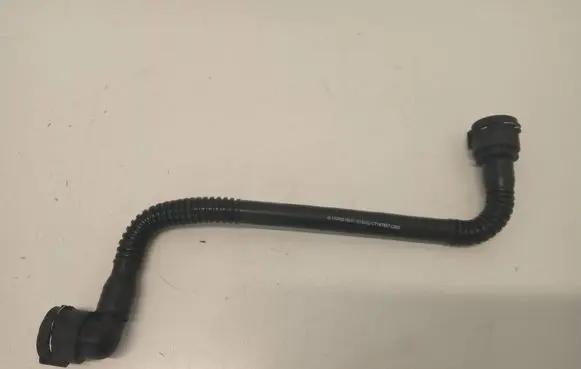 Mercedes-Benz S W222 Engine coolant pipe/hose A2225015091 091ZGS002CT