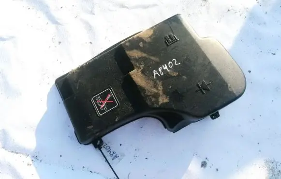 Peugeot 407 Fuse box cover 9644856080C
