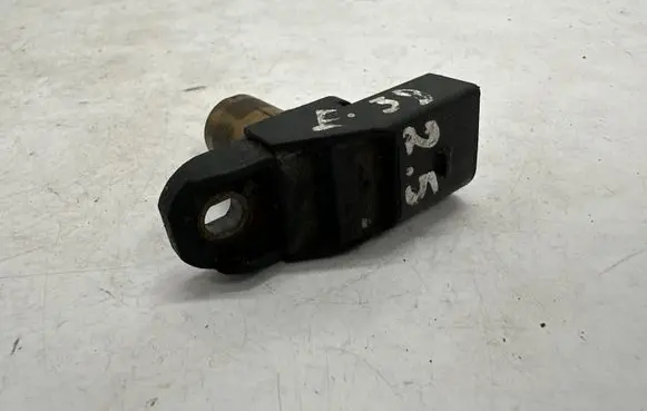 BMW 5 E39 Camshaft position sensor 7794646