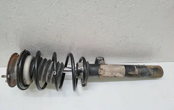 BMW 1 E81 E87 Front shock absorber with coil spring 3131678601801 6786018 678601801