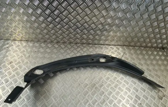 Mercedes-Benz ML W164 Other trunk/boot trim element A1646901630