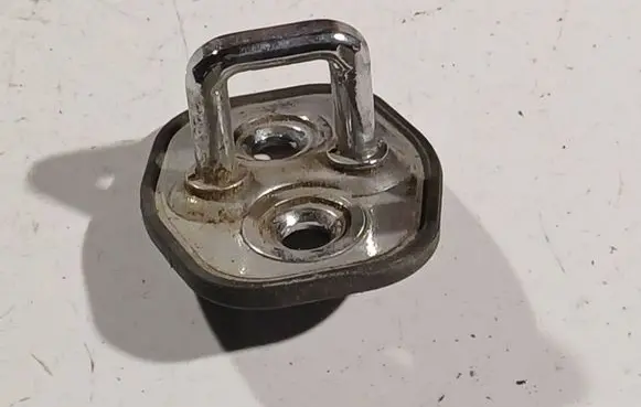 Peugeot 407 Front door lock loop/hook striker 