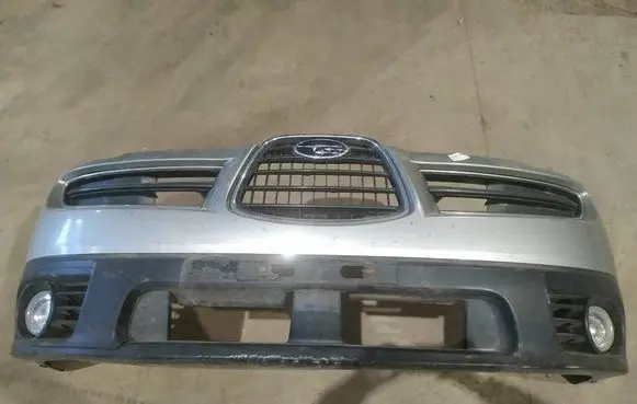 Subaru B9 Tribeca Front bumper pilkas