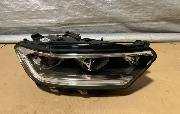 Volkswagen T-Roc Headlight/headlamp 2GA941036AF VW.T-ROC.2GA.LIFT FULL.LED