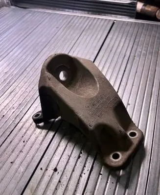 Audi A6 S6 C6 4F Gearbox mounting bracket 4F0399114B