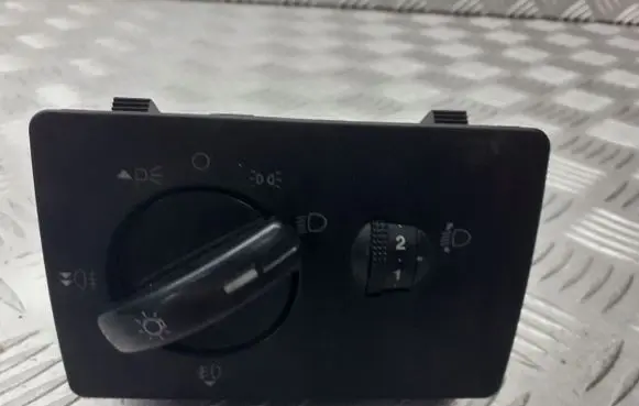 Ford Focus Headlight level height control switch 4M5T13A024LA