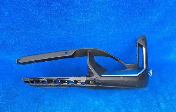 BMW X1 U11 Front bumper corner part panel trim 9883580
