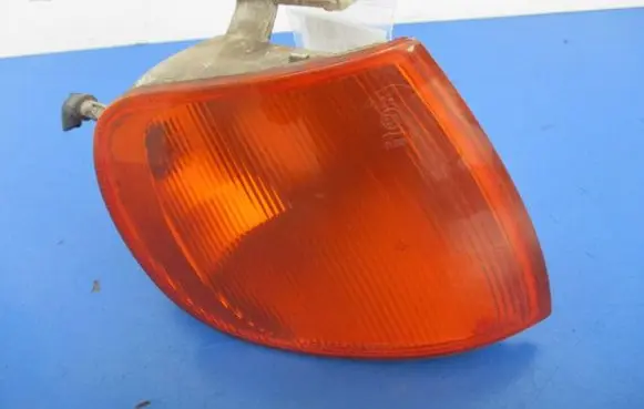 Volkswagen Polo III 6N 6N2 6NF Front indicator light