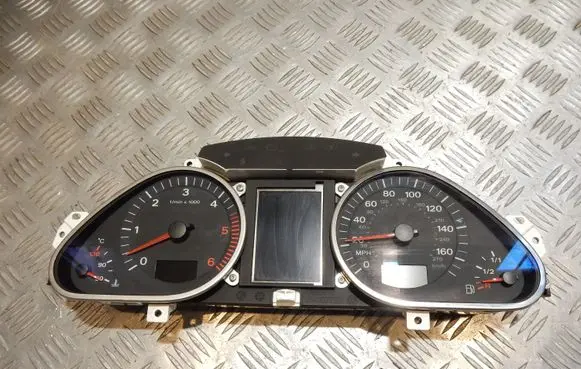 Audi A6 S6 C6 4F Speedometer (instrument cluster) 4F0920980M 4922