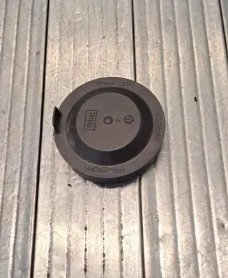 Headlight/headlamp dust cover