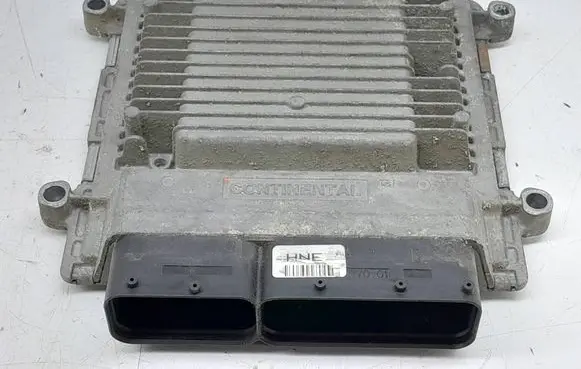 SsangYong Korando Engine control unit/module 1725450032 5WY1750E 5WY1750F
