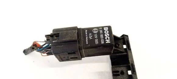 Seat Leon (1P) Glow plug pre-heat relay 0281003038