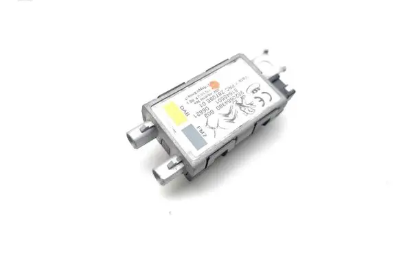 Peugeot 2008 II Aerial antenna amplifier 9820664380 81645501