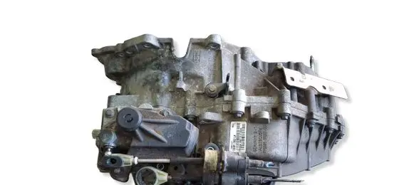 Volvo S60 Manual 6 speed gearbox 1285121