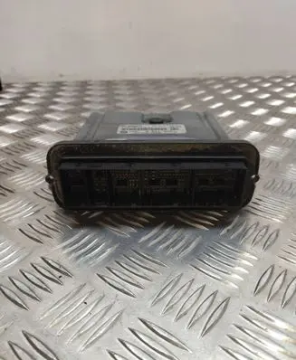 BMW 5 GT F07 Engine control unit/module 8511372 030067448 1039S39063