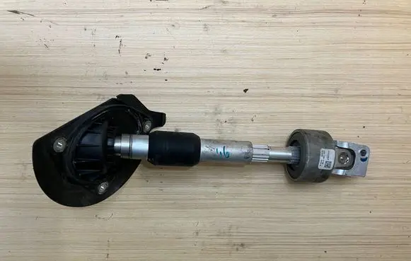 BMW 5 E60 E61 Steering column universal joint 2201054708