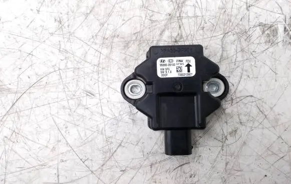 Hyundai Santa Fe ESP acceleration yaw rate sensor 956902B100