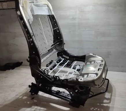 Fiat 500X Front passenger seat console base 