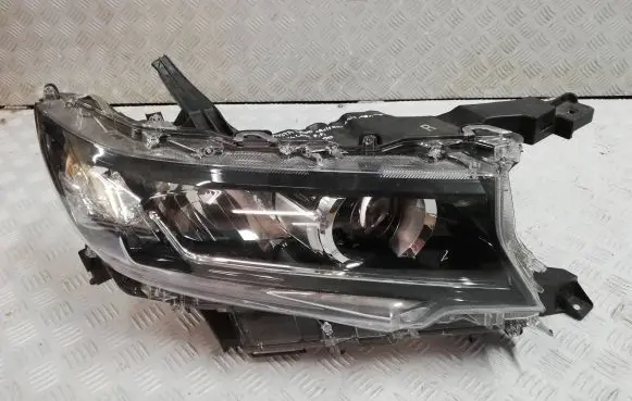 Toyota Land Cruiser (J150) Headlight/headlamp 6026634725