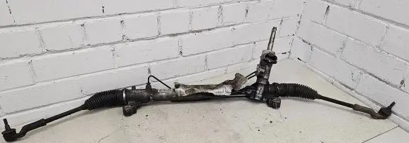 Ford Focus Steering rack 4M5E3550AC
