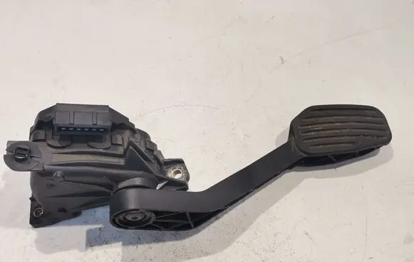 Volvo S80 Accelerator throttle pedal A2409157553 00776911