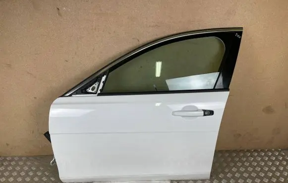 Jaguar XE Front door