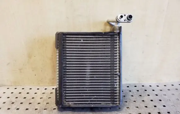 Air conditioning (A/C) radiator (interior)