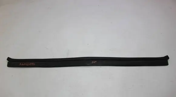 BMW 5 F10 F11 Engine compartment rubber 7206521
