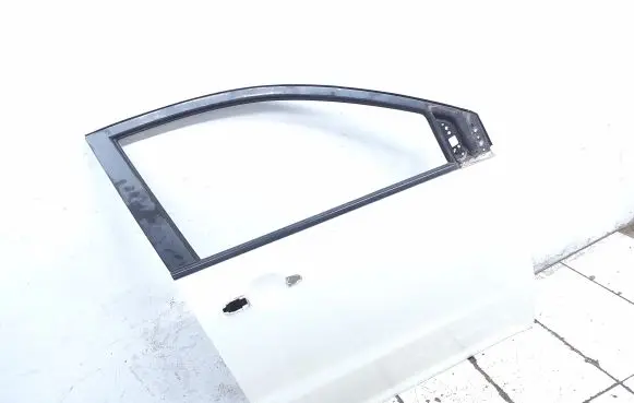SsangYong Korando Front door