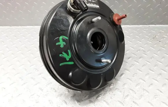 Toyota Yaris XP210 Brake booster 47200K0030B 03785242014 44610K9025