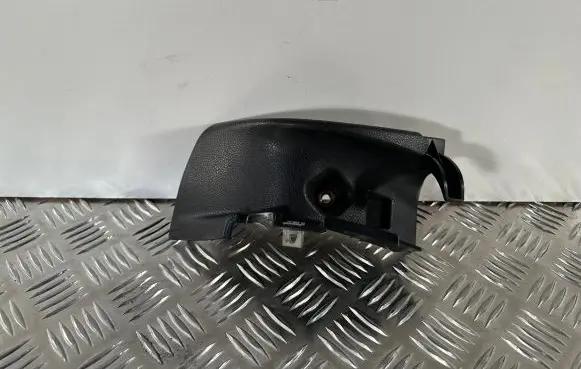 Mercedes-Benz C W205 Rear/tail light trim molding A2056930163