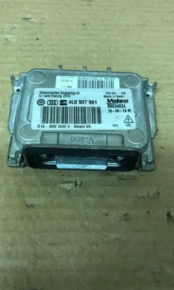 Audi Q7 4L Headlight ballast module Xenon 4L0907391