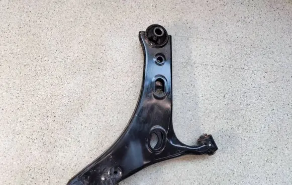Subaru Forester SJ Front lower control arm/wishbone