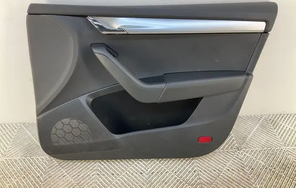 Skoda Octavia Mk3 (5E) Front door card panel trim 5E1867014M