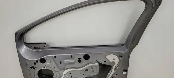 Peugeot 2008 II Front door