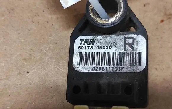 Toyota Avensis T250 Airbag deployment crash/impact sensor 8917305030 029611731F