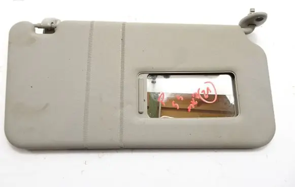 Sun visor