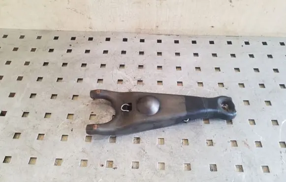 Honda CR-V Clutch release arm fork 