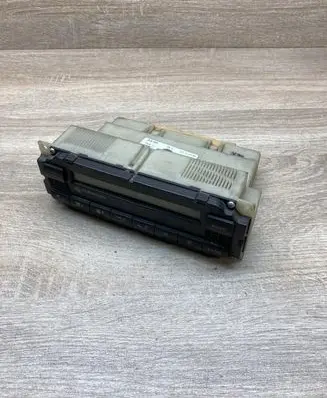 Volkswagen PASSAT B5 Climate control unit 3B1907044A 5HB007617