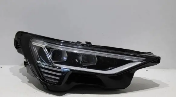 Audi e-tron Headlight/headlamp 4KE941040 030111023400 2Z0121025120