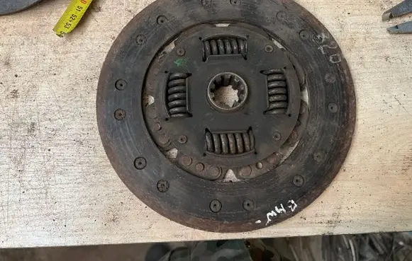 Clutch pressure plate
