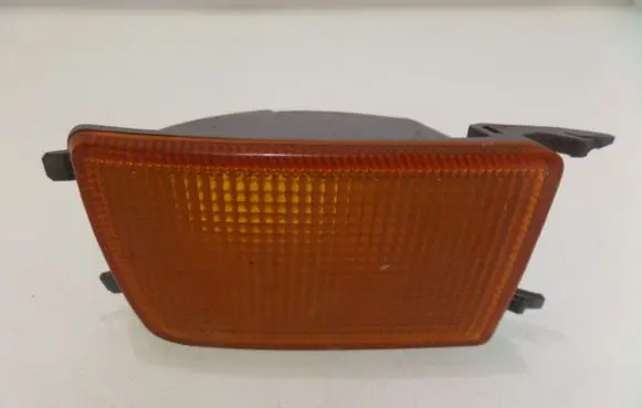 Volkswagen Vento Front indicator light 1H0953156 3221