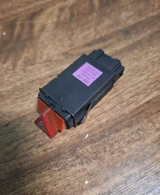 Audi A6 Allroad C5 Hazard light switch 4B0941509C