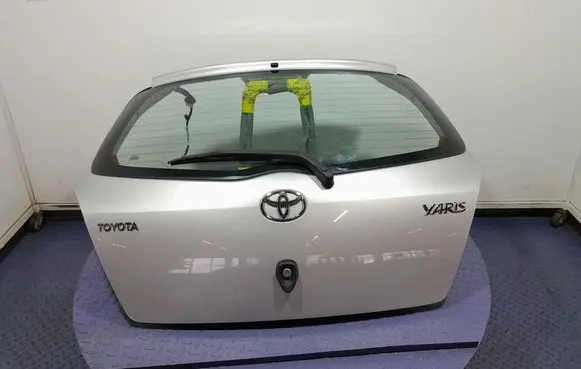 Toyota Yaris Tailgate/trunk/boot lid 