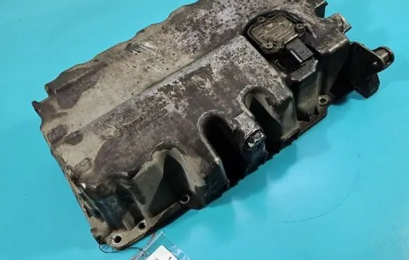 Oil sump