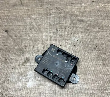 Mercedes-Benz C W204 Door control unit/module A2048200526 2044422432 A2048707726