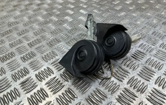 Peugeot 3008 II Horn signal 9815870780