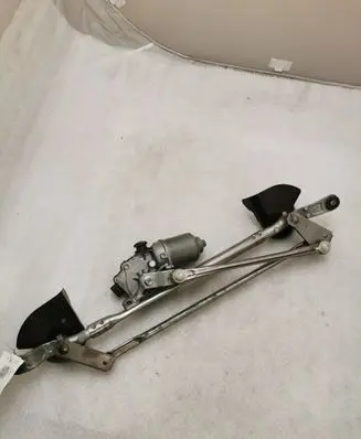 Mitsubishi Outlander Front wiper linkage and motor 1593005620